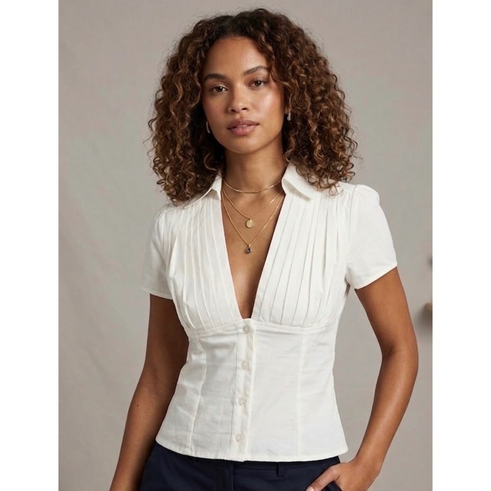 Princess Polly Ovelia Pleated V-Neck Button Front Cap Sleeve Blouse 
Top 0